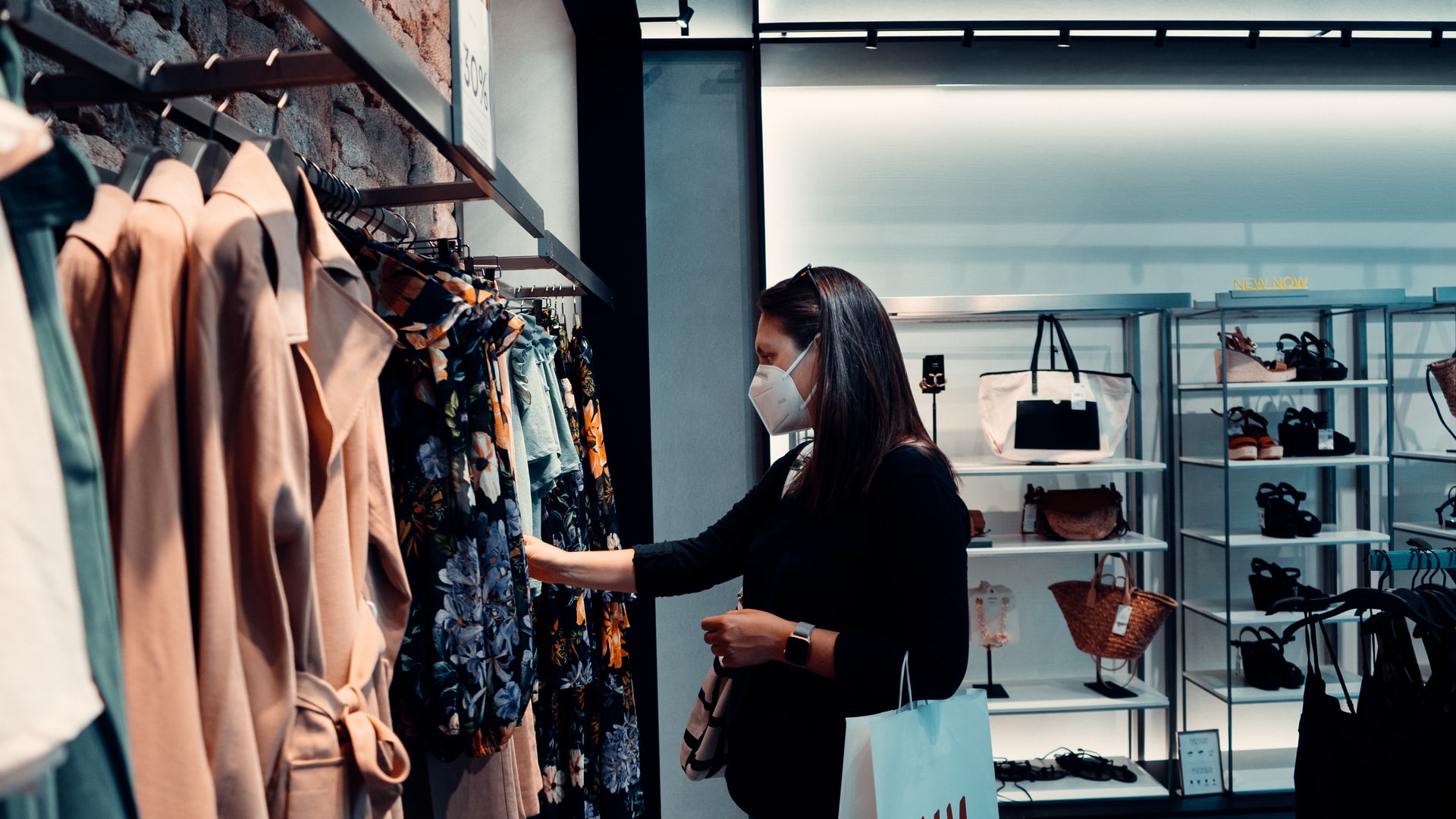 Realizing the problem of theft in retail stores is the first step toward solving it. Click here to learn more about how prevalent theft is in retail stores in the U.S.