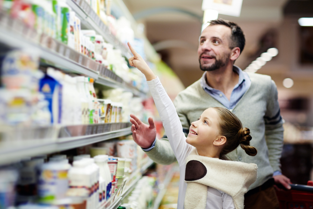 Father and daughter shopping